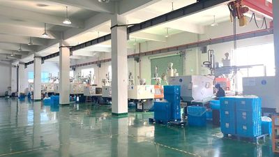 Shangyu ShengRuiSi Packaging Co.,Ltd ligne de production du fabricant
