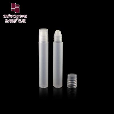 acheter 8 ml de rouleau en plastique blanc sur bouteille pour huile essentielle finition mate vis sur capot Logo d'impression disponible fabrication en ligne