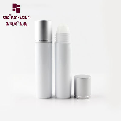 acheter Vente à chaud cosmétique blanche brillante couleur 1 oz de déodorant en plastique rouleau sur bouteille fabrication en ligne