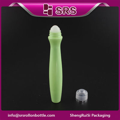 Emballage SRS plastique 15 ml en rouleau PETG vert sur bouteille avec boule en plastique