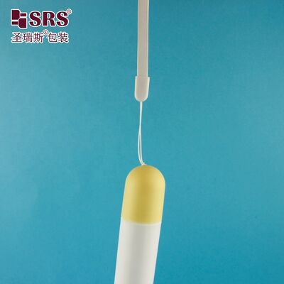 Bouteille à capuche rose glacée Bouteille d' huile en plastique à billes de rouleau en PP Bouteille ronde d' huile de massage pour bébé de 25 ml