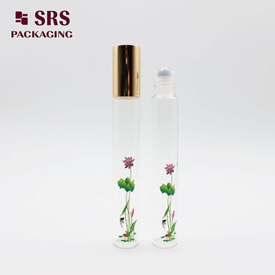 Rouleau de couleur claire cosmétique SRS sur une bouteille en verre d'huile de parfum de 10 ml